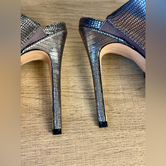 SCHUTZ Quereda Women’s Silver Metallic Heeled Leather Sole Mules Size 9B - Picture 5 of 12